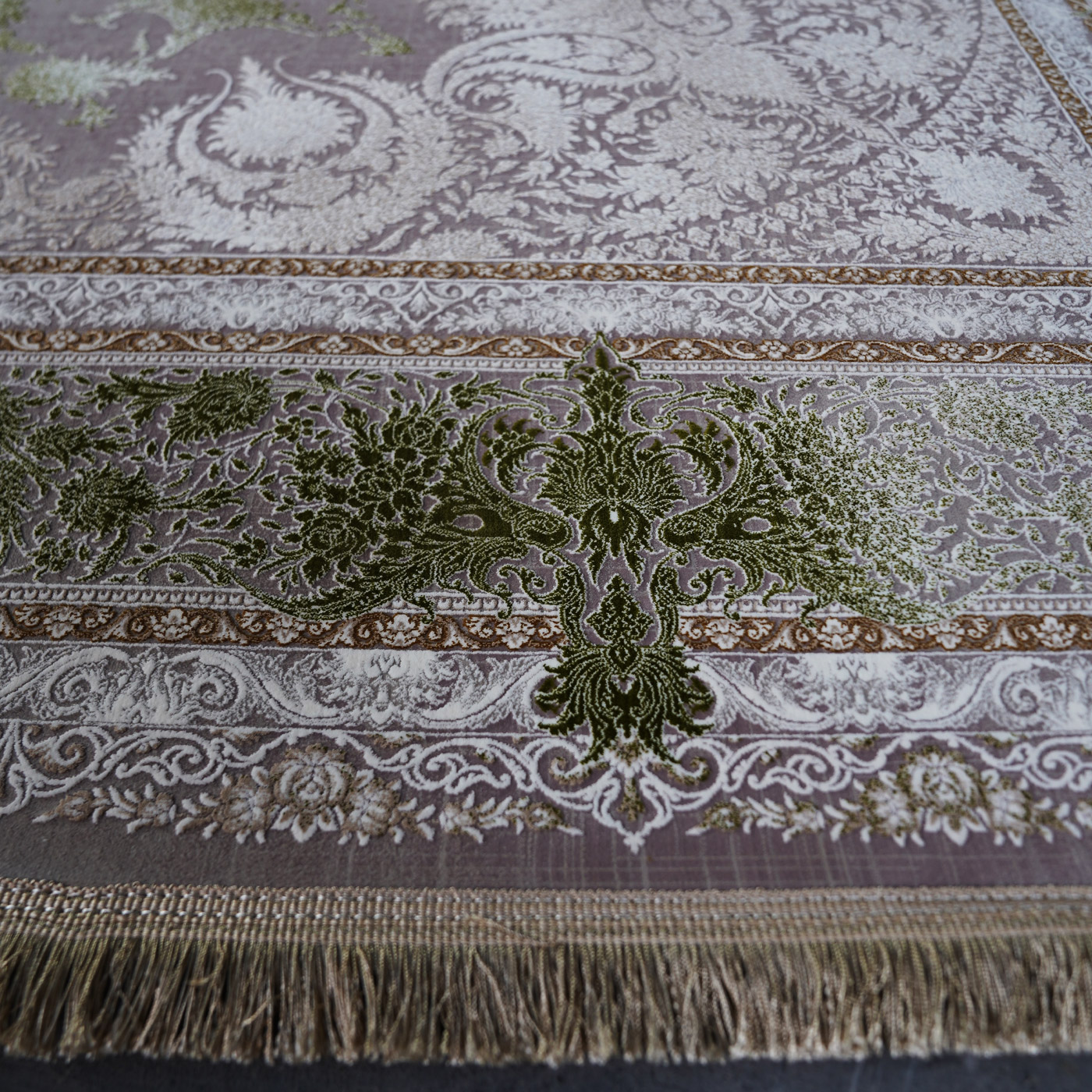 فرش ماشینی 1500 شانه تراکم 4500 برجسته طرح هدا یاسی سبز