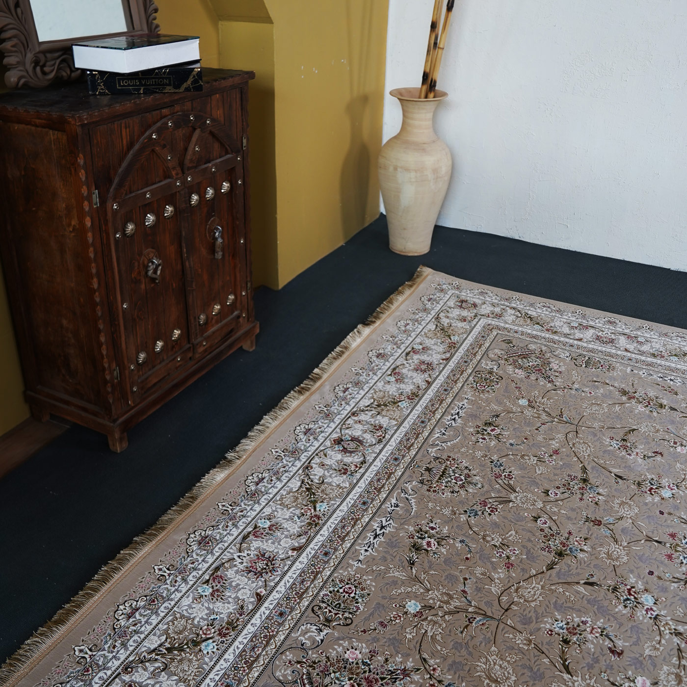 فرش ماشینی 1500 شانه تراکم 4500 برجسته طرح شروین بژ