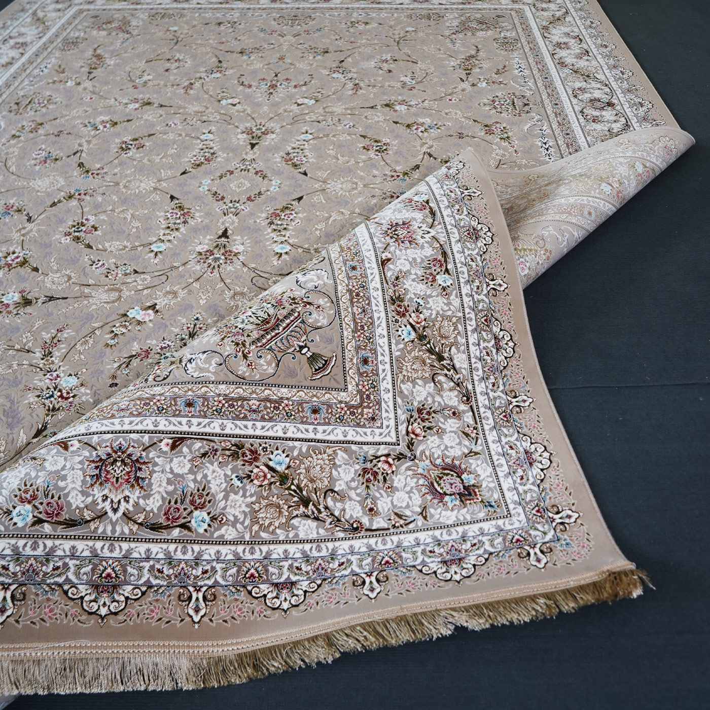 فرش ماشینی 1500 شانه تراکم 4500 برجسته طرح شروین بژ