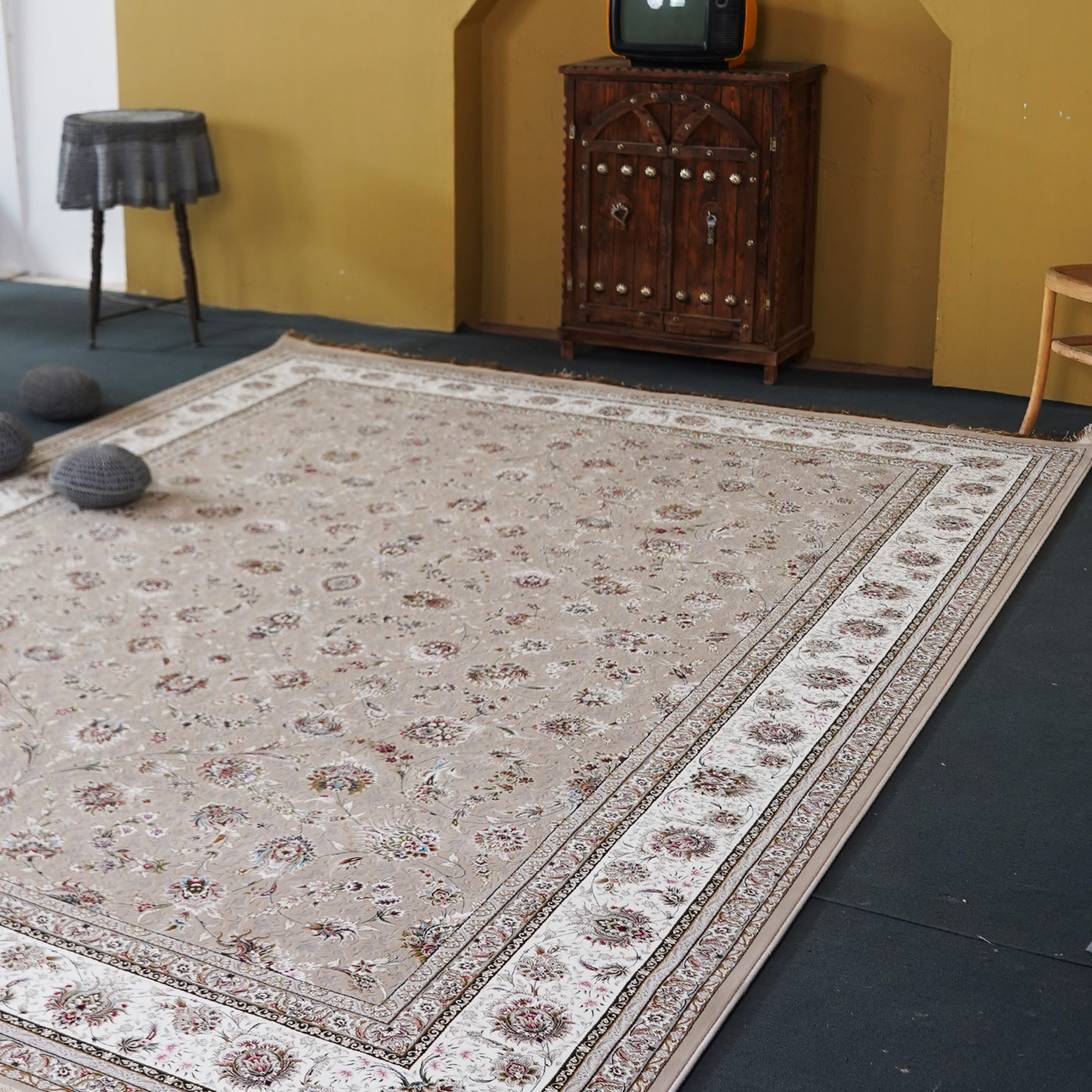 فرش ماشینی 1500 شانه تراکم 4500 برجسته طرح سیران بژ