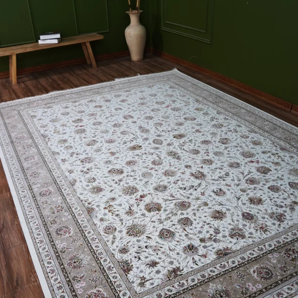 فرش ماشینی 1500 شانه تراکم 4500 برجسته طرح سیران کرم حاشیه بژ