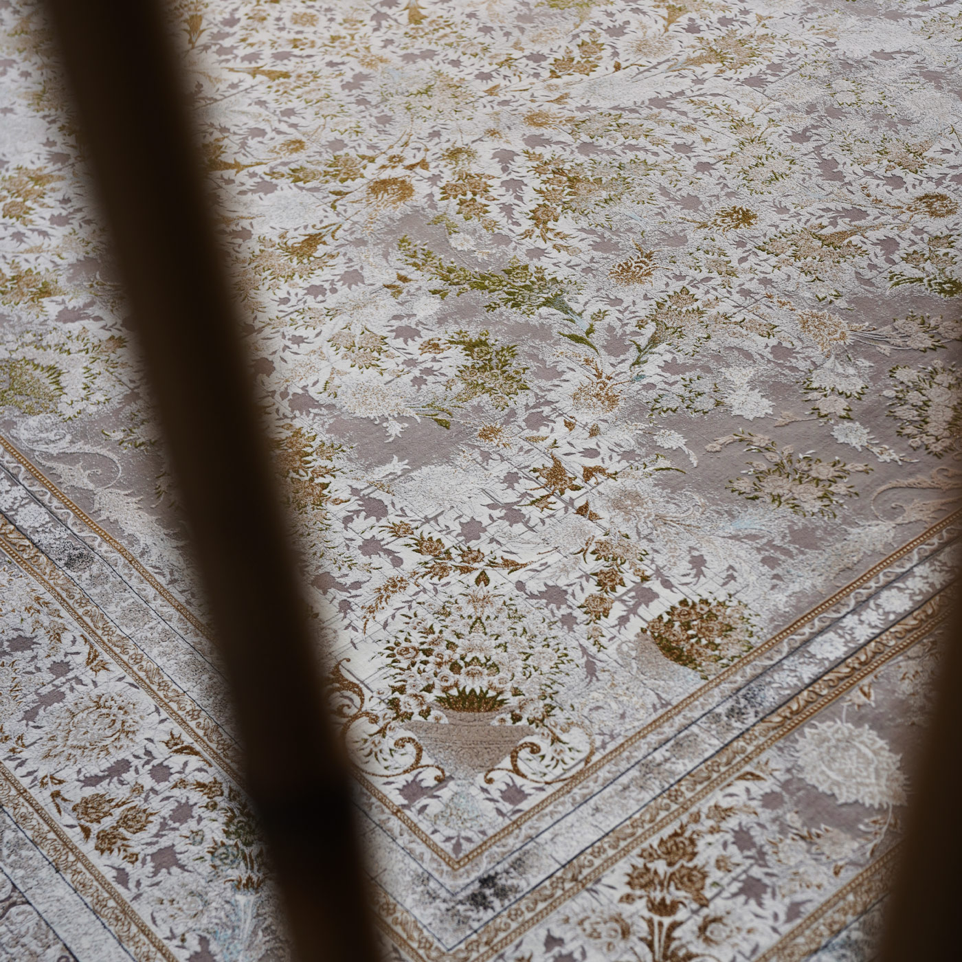 فرش ماشینی 1500 شانه تراکم 4500 برجسته طرح سولان کرم