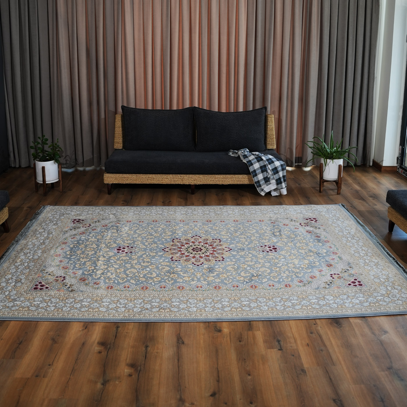 فرش ماشینی 700 شانه تراکم 2550 طرح آماندا دودی