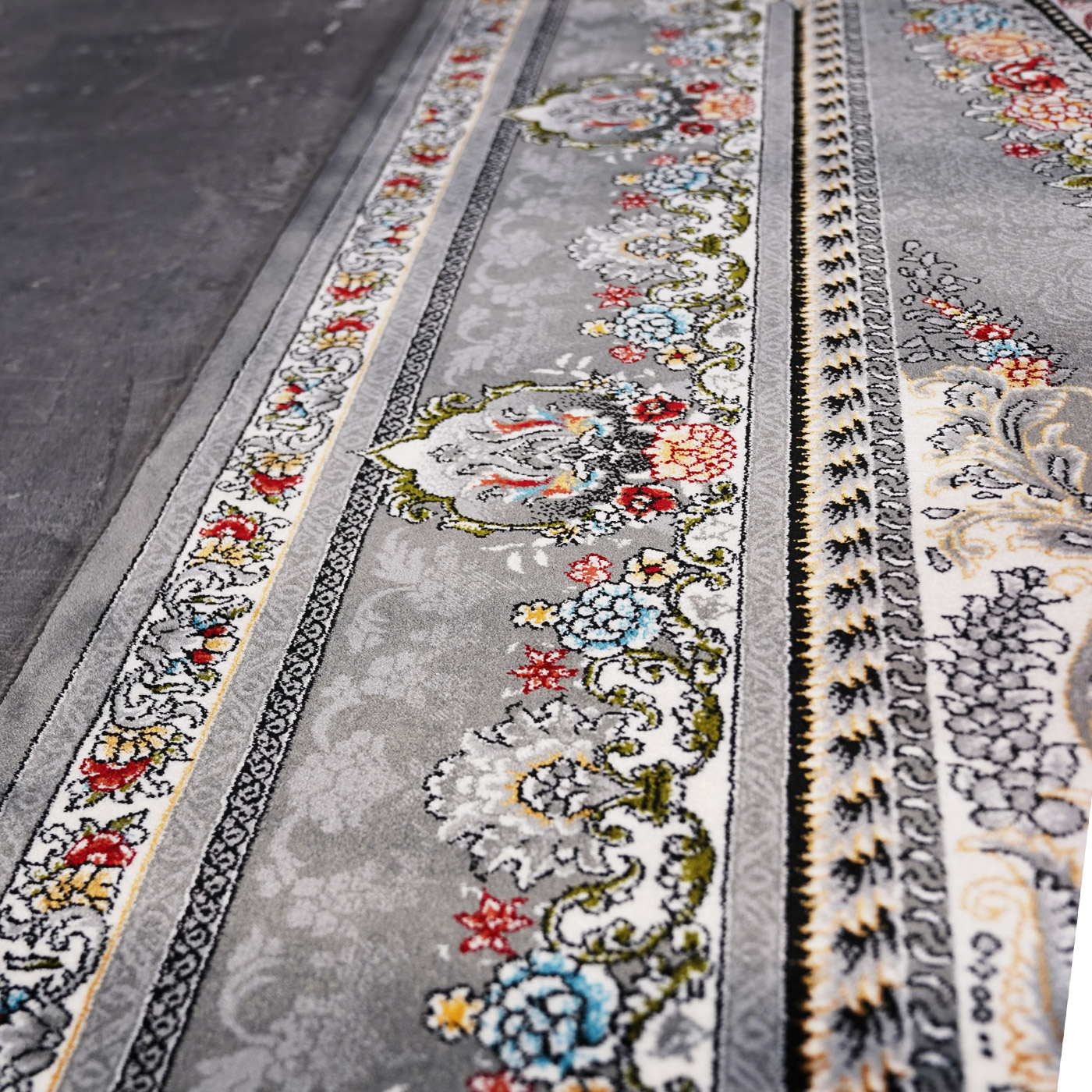 فرش ماشینی 700 شانه تراکم 2550 طرح ارمغان نقره ای