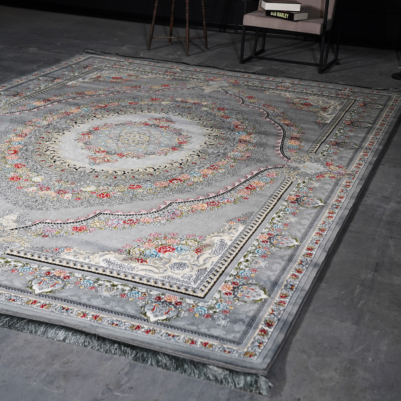 فرش ماشینی 700 شانه تراکم 2550 طرح ارمغان نقره ای