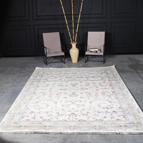 فرش ماشینی 700 شانه تراکم 2550 طرح آتیلا کرم