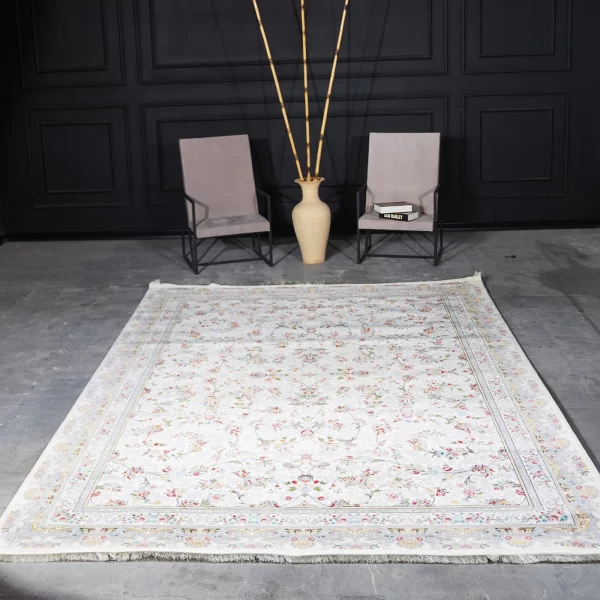 فرش ماشینی 700 شانه تراکم 2550 طرح آتیلا کرم