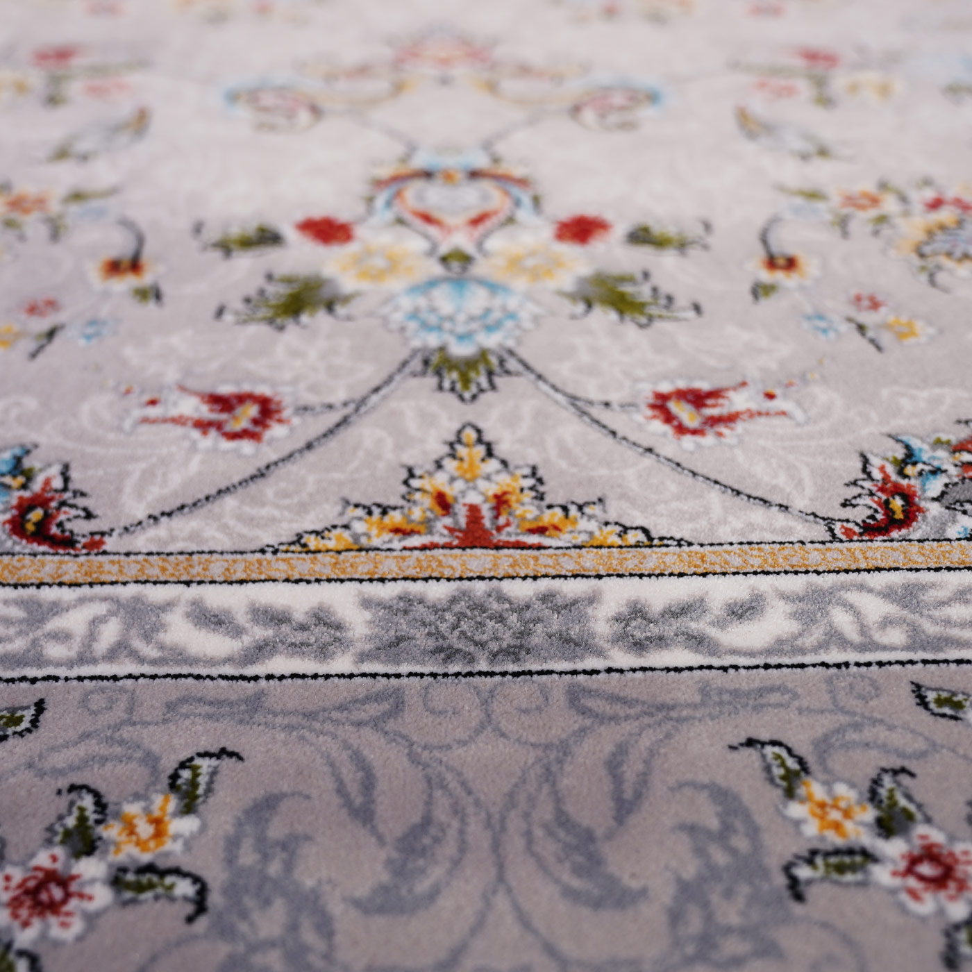 فرش ماشینی 700 شانه تراکم 2550 طرح آتیلا سیلور