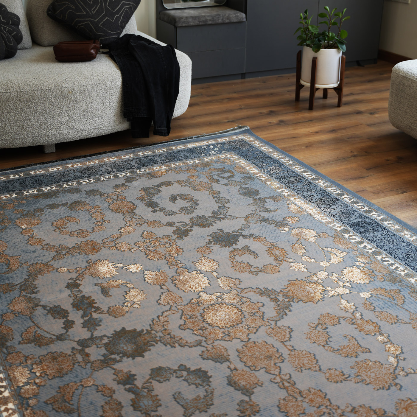 فرش ماشینی 700 شانه تراکم 2550 طرح السا دودی