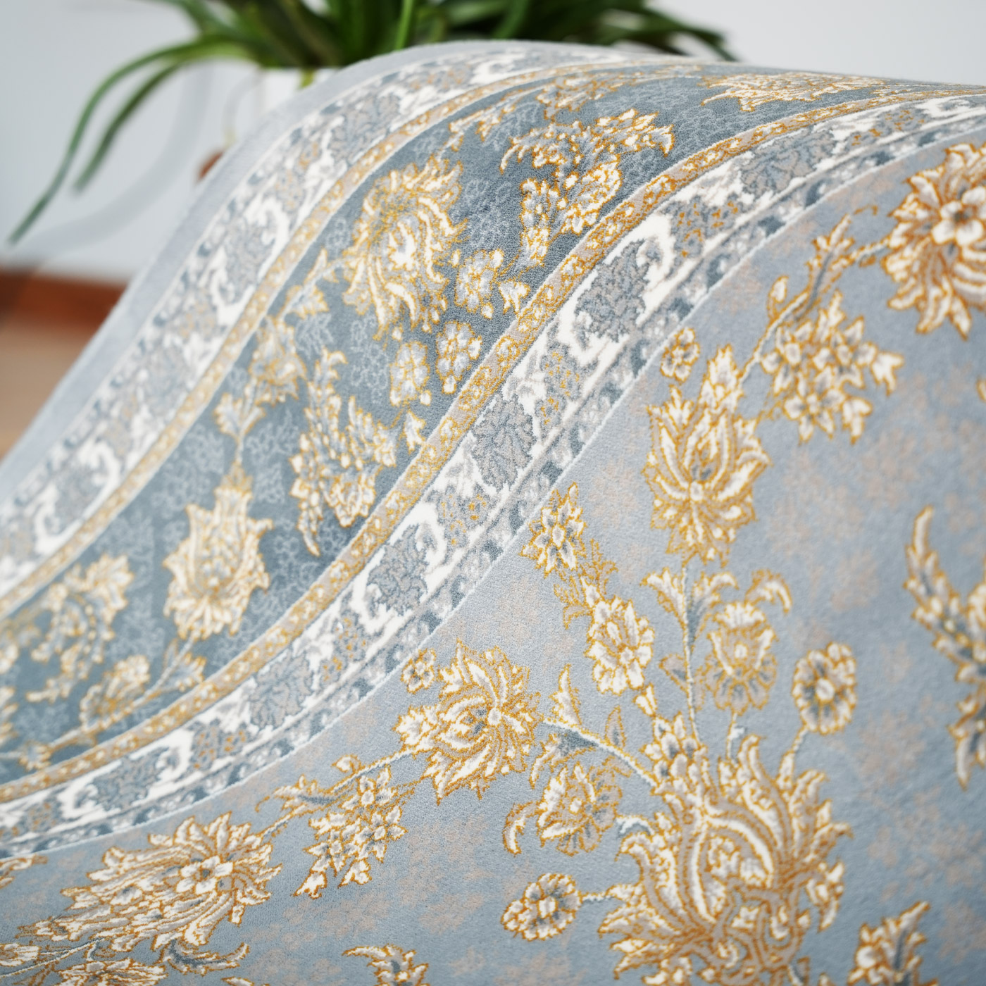 فرش ماشینی 700 شانه تراکم 2550 طرح فرنوش نقره ای