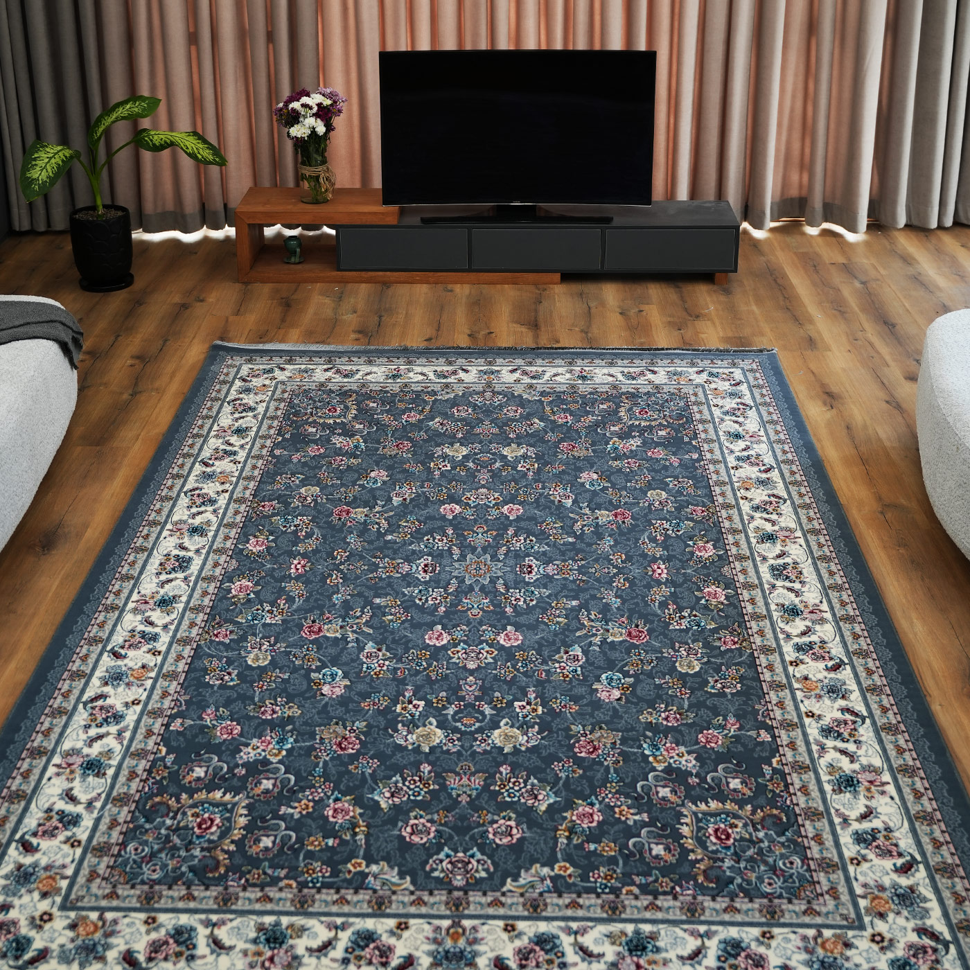 فرش ماشینی ۷۰۰ شانه تراکم ۲۵۵۰ طرح گیلدا دودی