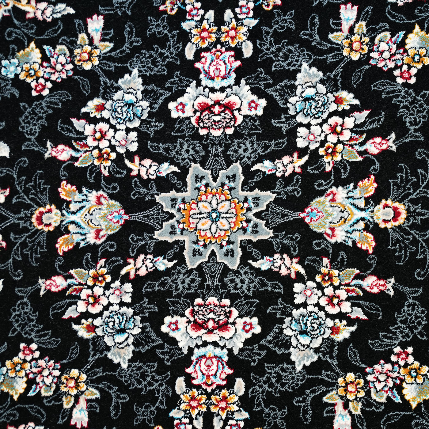 فرش ماشینی 700 شانه تراکم 2550 طرح گیلدا سرمه ای