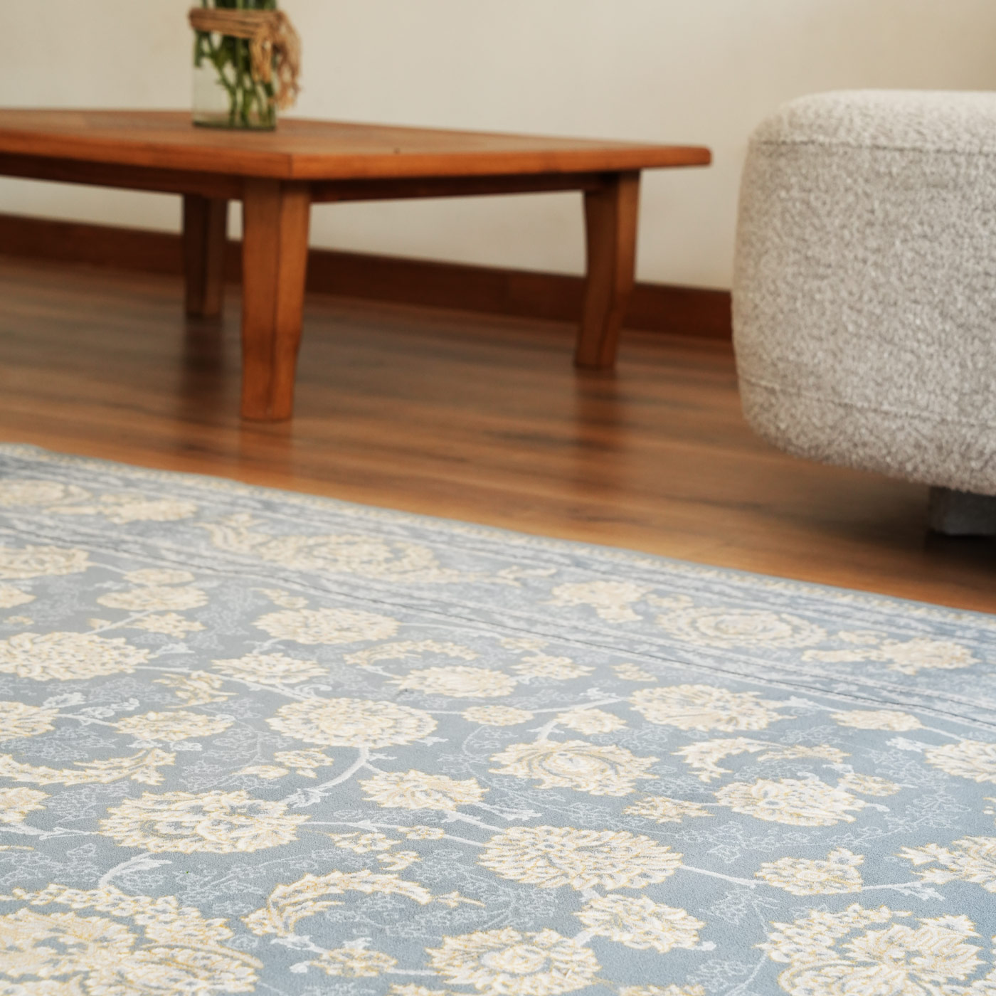 فرش ماشینی 700 شانه تراکم 2550 طرح هلیا دودی