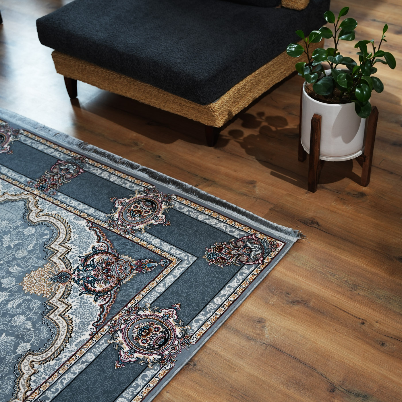 فرش ماشینی 700 شانه تراکم 2550 طرح کرشمه دودی