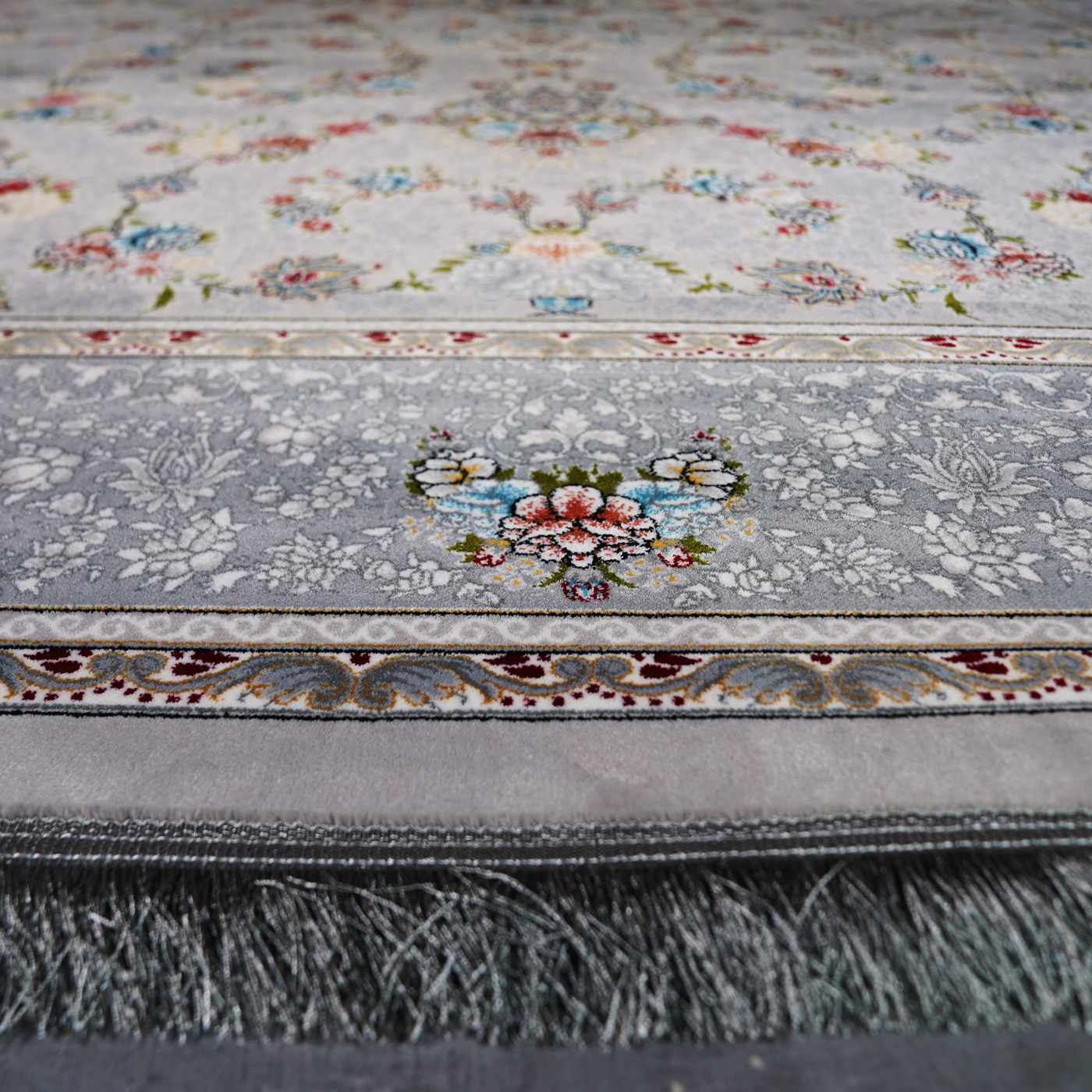 فرش ماشینی 700 شانه تراکم 2550 طرح لاویا سیلور