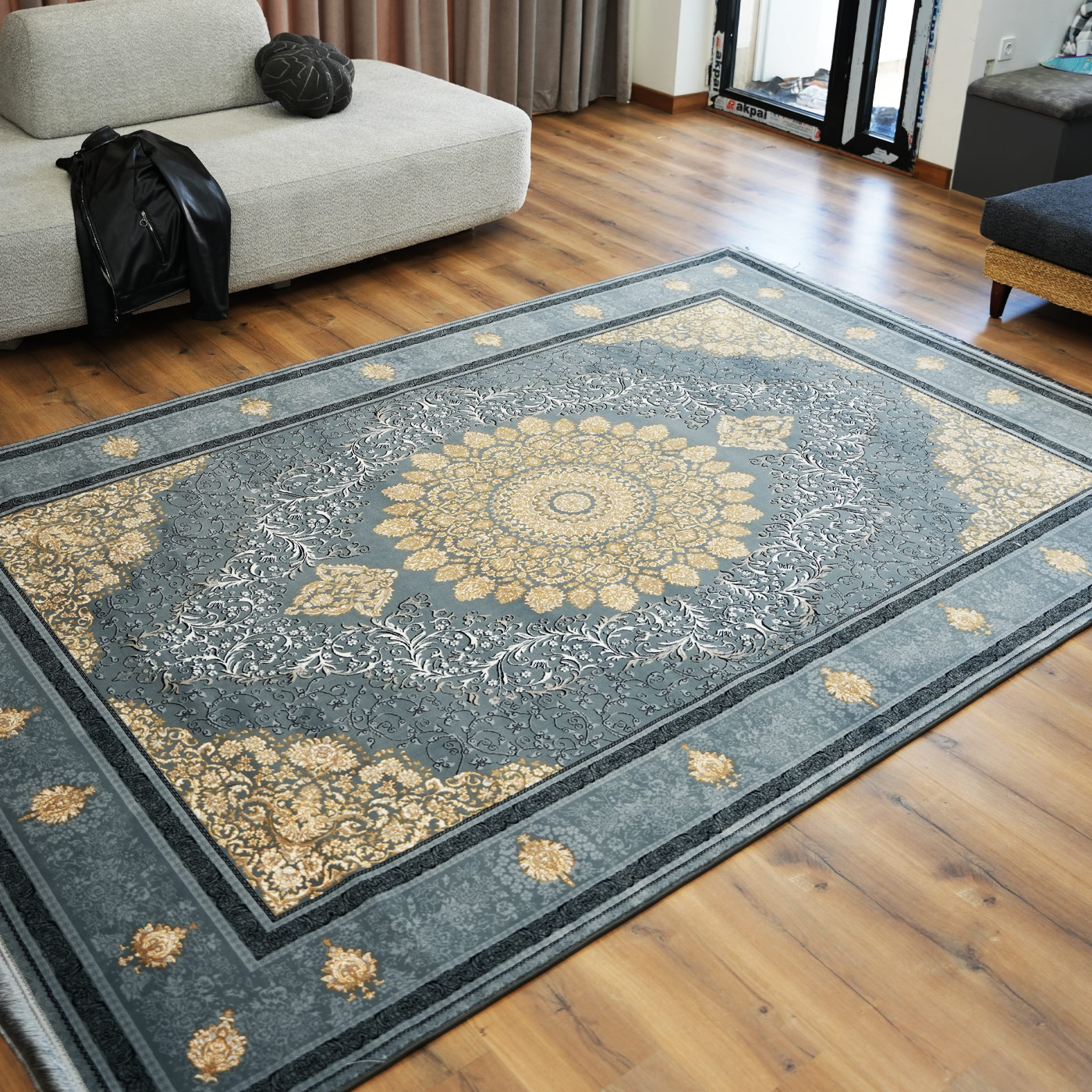  فرش ماشینی 700 شانه تراکم 2550 طرح مهناز دودی