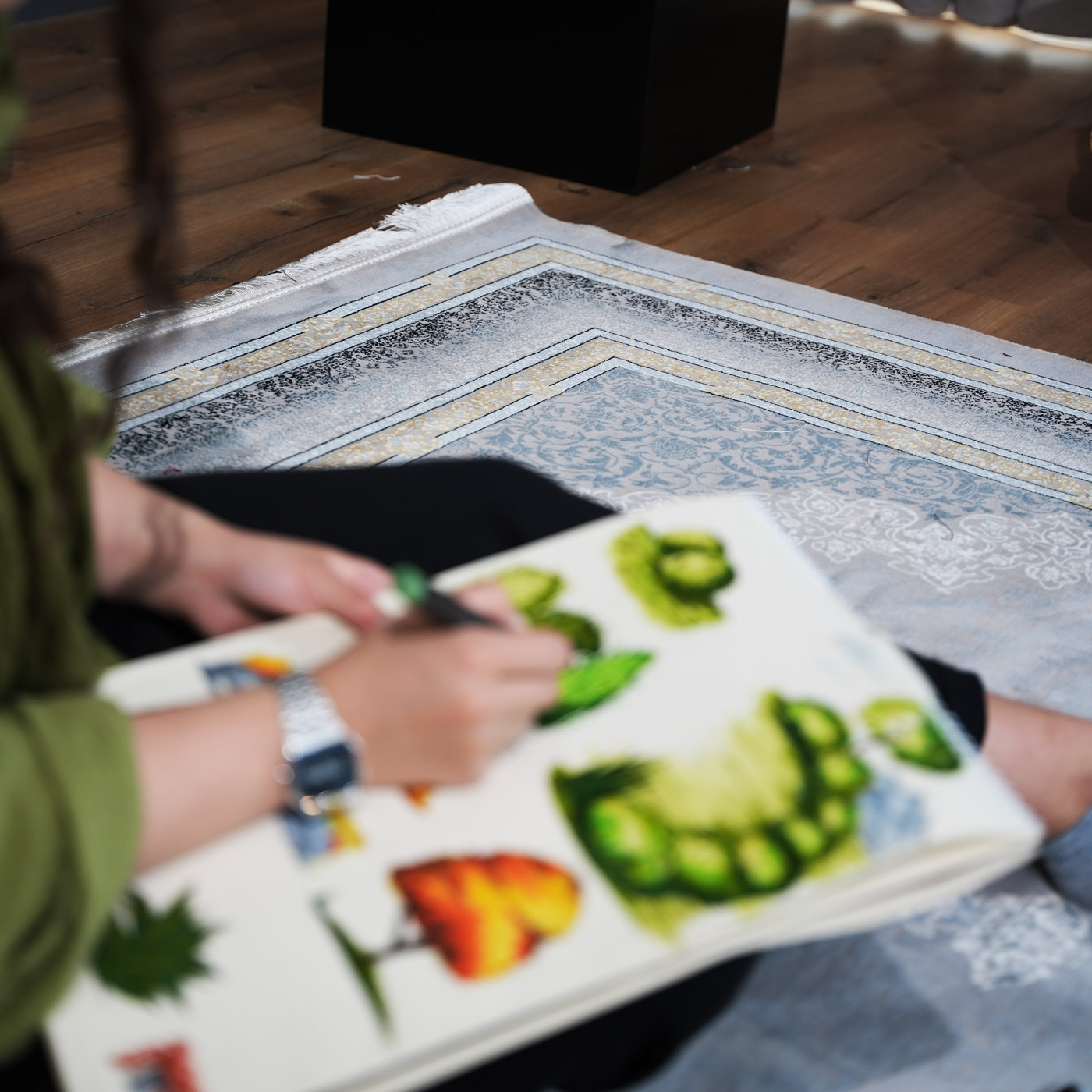 فرش ماشینی ۷۰۰ شانه تراکم ۲۵۵۰ طرح مهر ترمه ای