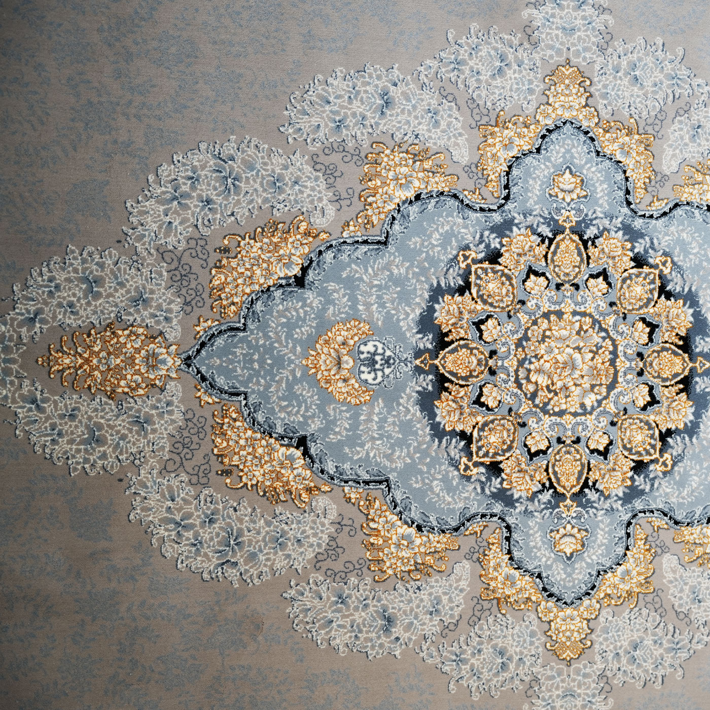 فرش ماشینی 700 شانه تراکم 2550 طرح نارنج ترمه ای