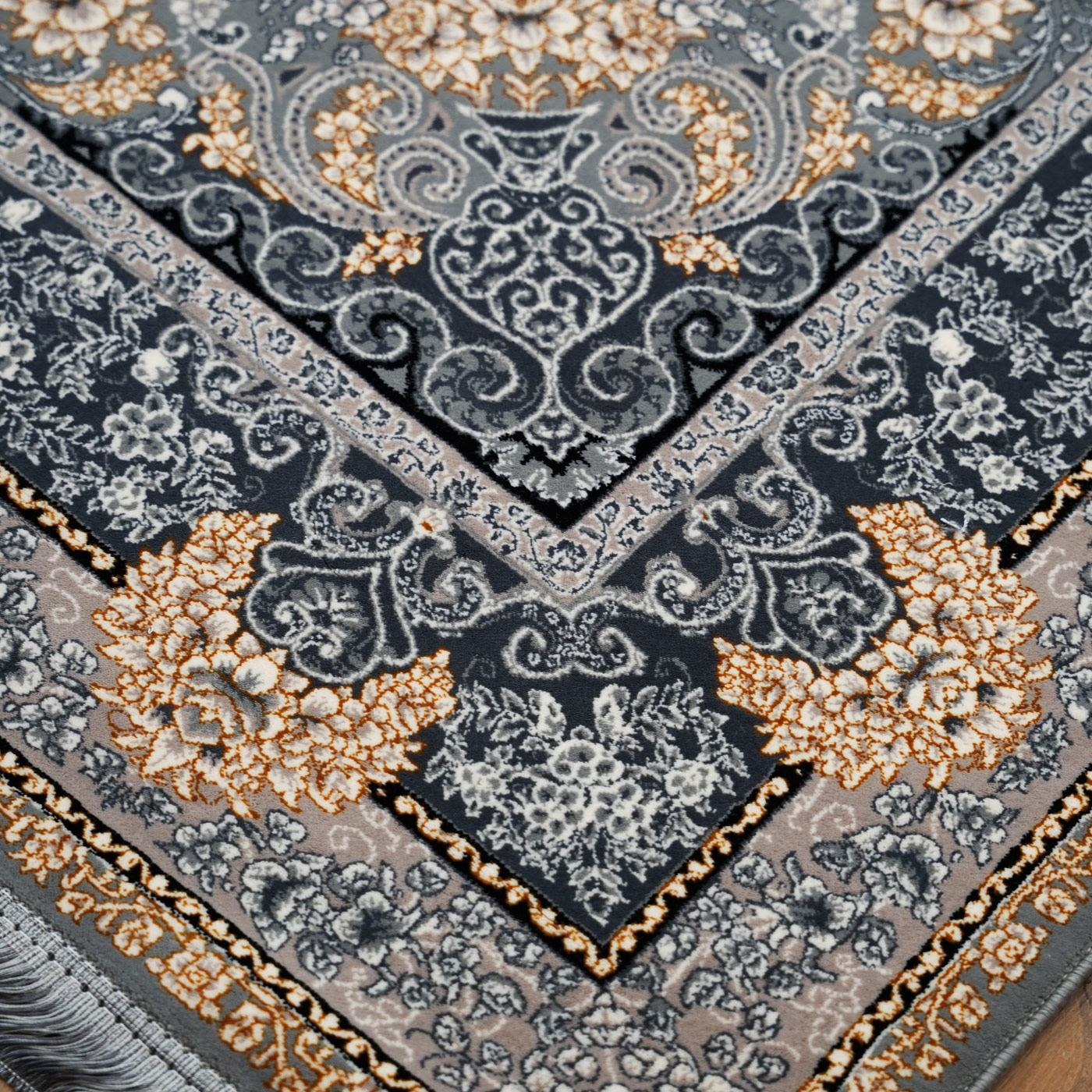 فرش ماشینی 700 شانه تراکم 2550 طرح نارنج ترمه ای