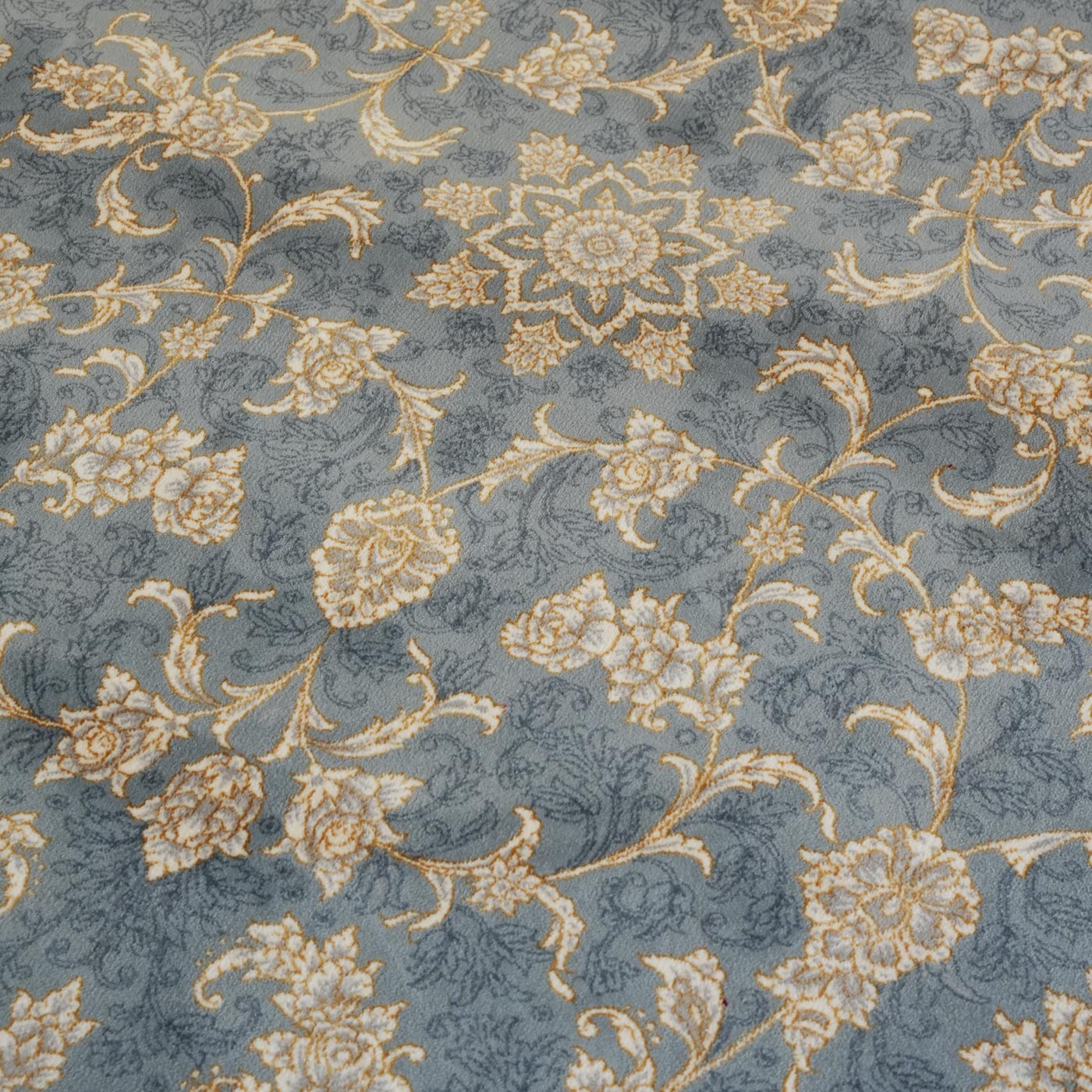 فرش ماشینی 700 شانه تراکم 2550 طرح نگار نقره ای