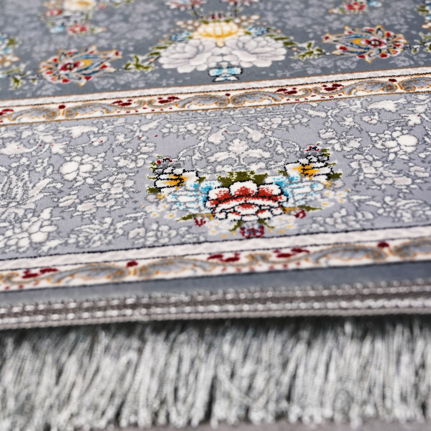 فرش ماشینی 700 شانه تراکم 2550 طرح رز دودی