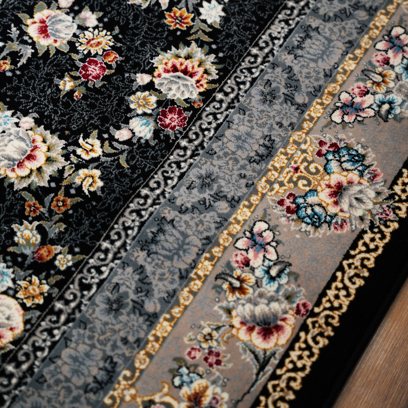 فرش ماشینی 700 شانه تراکم 2550 طرح ساحل سرمه ای