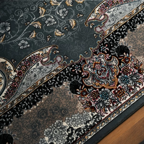 فرش ماشینی ۷۰۰ شانه تراکم ۲۵۵۰ طرح سوگند دودی