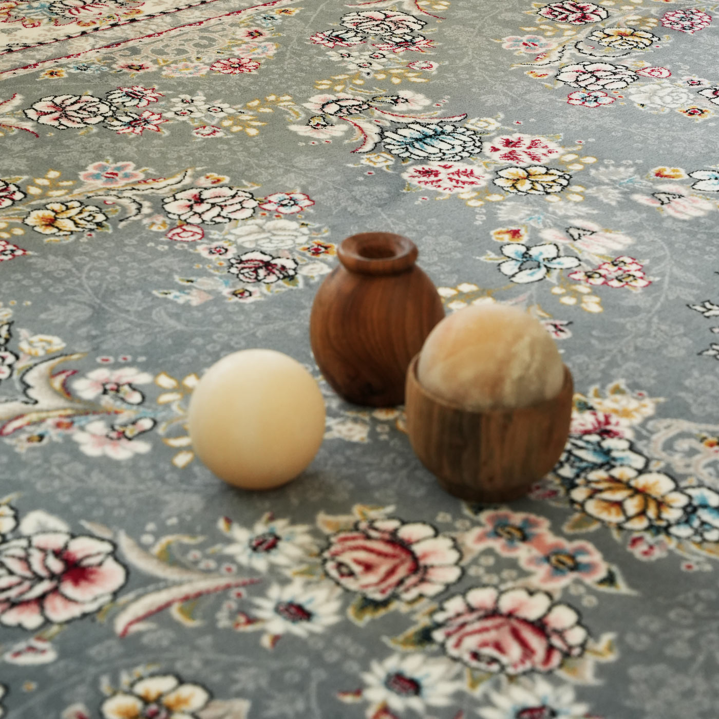 فرش ماشینی 700 شانه تراکم 2550 طرح شکوه دودی