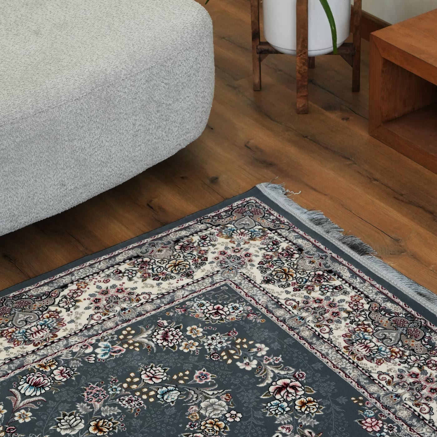 فرش ماشینی 700 شانه تراکم 2550 طرح شکوه دودی