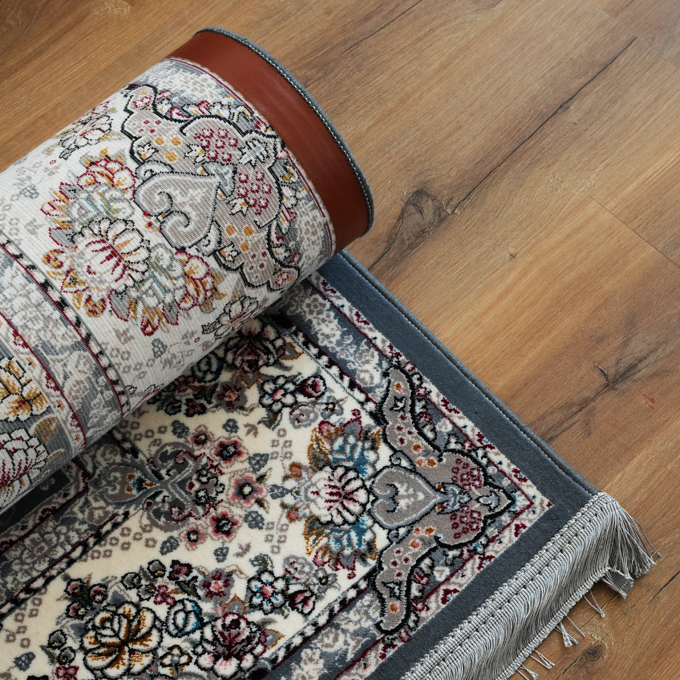 فرش ماشینی 700 شانه تراکم 2550 طرح شکوه دودی