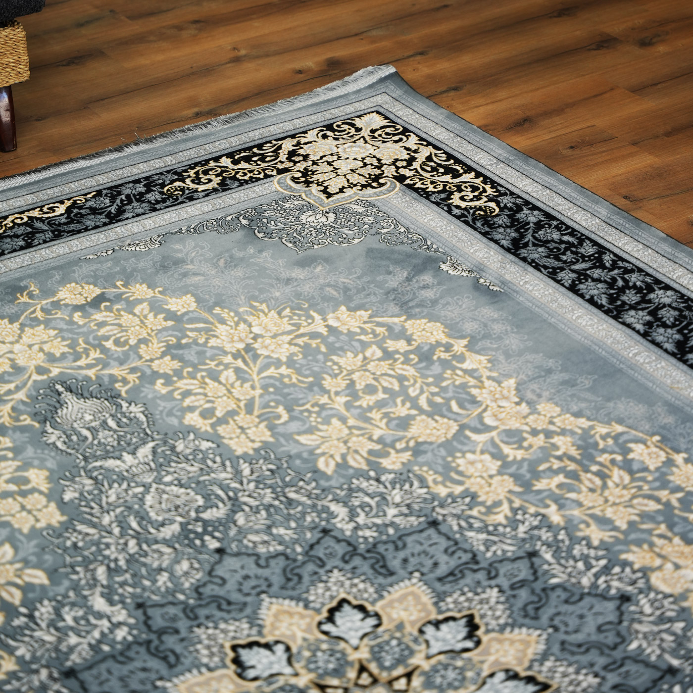 فرش ماشینی 700 شانه تراکم 2550 طرح تندیس دودی