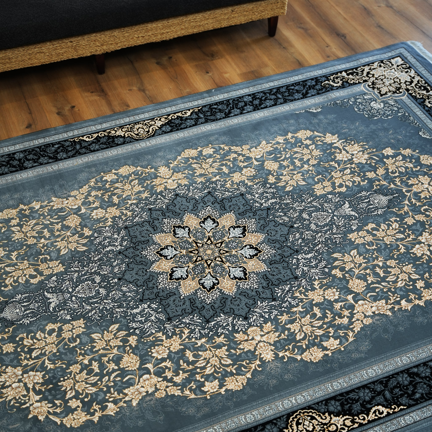 فرش ماشینی 700 شانه تراکم 2550 طرح تندیس دودی