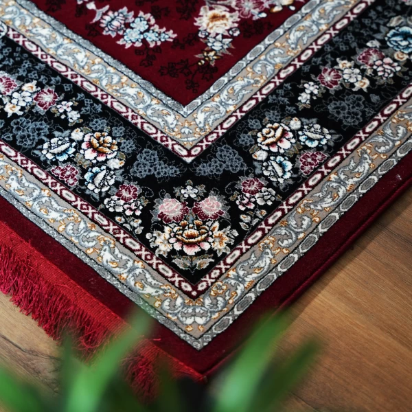 فرش ماشینی 700 شانه تراکم 2550 طرح ژینوس روناسی حاشیه سرمه ای