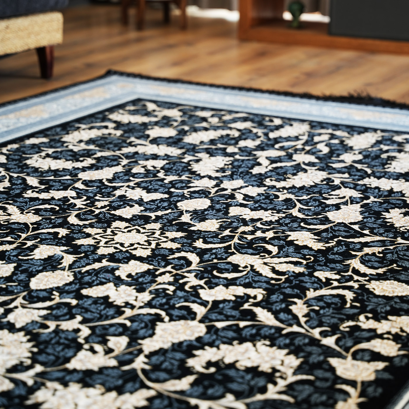  فرش ماشینی 700 شانه تراکم 2550 طرح نگار سرمه ای