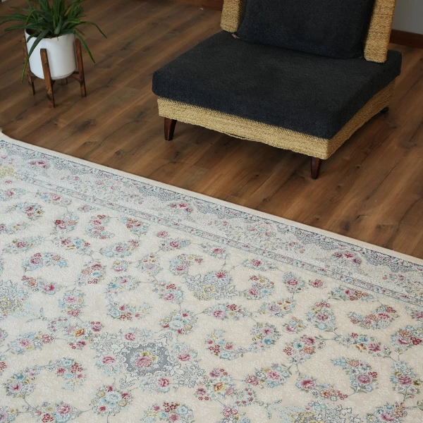 Machine-made carpet 1200 reeds 3600 density Avina design cream