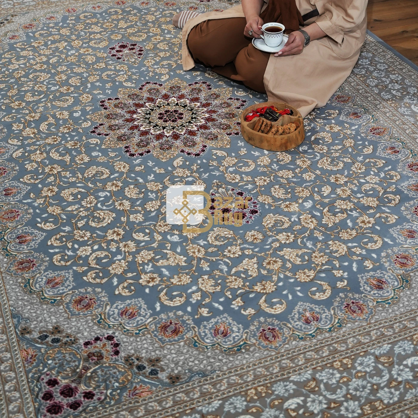 فرش ماشینی 700 شانه تراکم 2550 طرح آماندا نقره ای